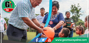 Autoridades de Atalaya festejan con los niños de la comunidad Santa Rosa de Laulate