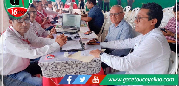 Alcalde Julio Kahn firmó pacto nacional 