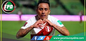 Christian Cueva volvió a las canchas