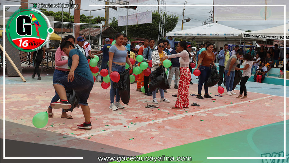 Familias se reúnen para disfrutar de juegos organizados por el municipio de Irazola