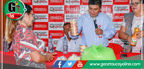 Municipalidad de Sepahua entrega canastas de alimentos a adultos mayores