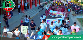 Jóvenes de Contamana marchan por un futuro inclusivo y justo