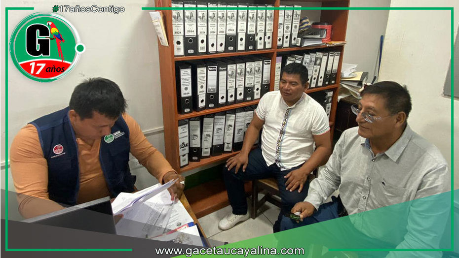Alcalde de Contamana y comunidades indígenas logran dotación de mobiliario escolar para educación inicial