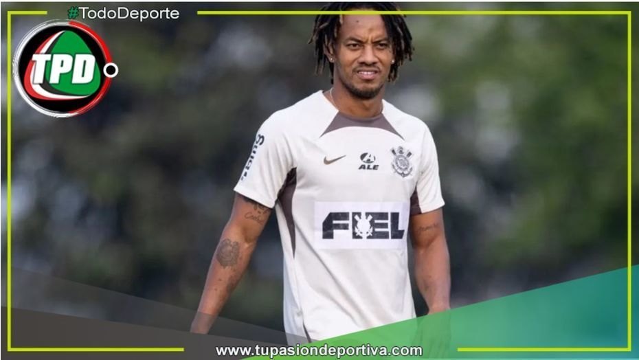 André Carrillo viajó a Río de Janeiro con Corinthians y quedó listo para debutar en el Brasileirao