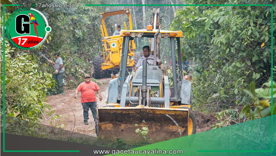 Municipalidad de Atalaya mejora ruta hacia Brasil para caravana de integración