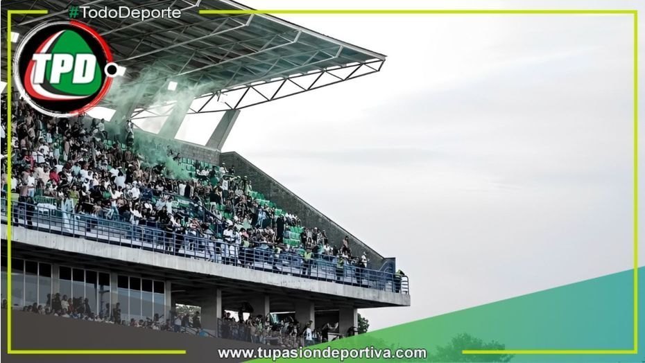 Hinchas de Atlético Nacional y Junior protagonizaron batalla campal que generó la suspensión del partido
