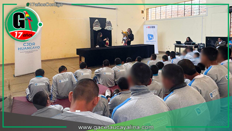 Teatro de títeres lleva esperanza a jóvenes infractores en Huancayo