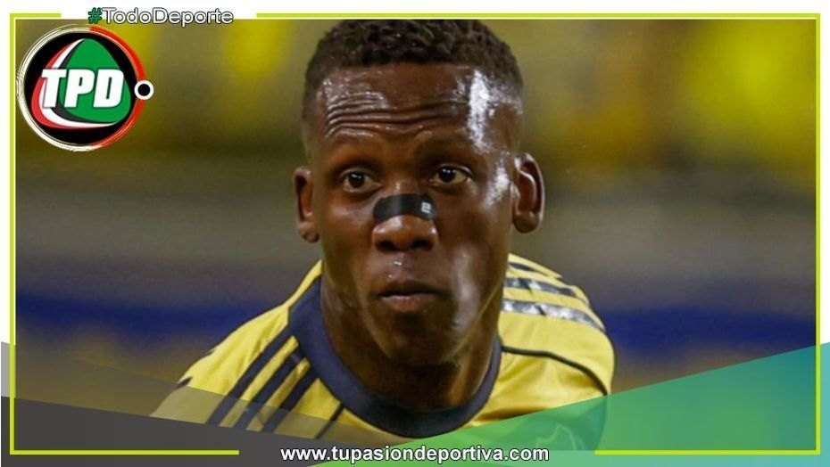 Boca fija millonario precio por Luis Advíncula y Alianza Lima evalúa su fichaje