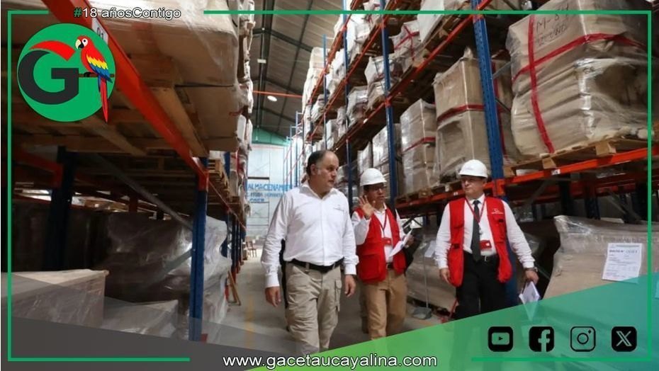 "Escándalo en Ucayali: Equipos Médicos Valiosos Desperdiciados en Almacén del Gobierno Regional"