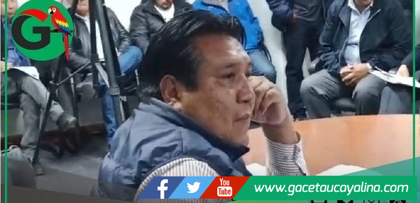 Regidor retirado de sesión por llegar presuntamente ebrio