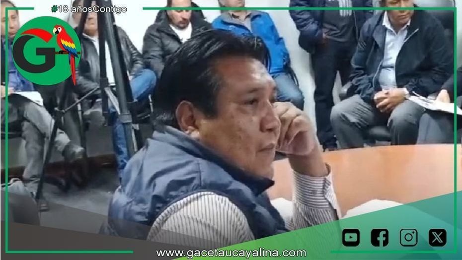 Regidor retirado de sesión por llegar presuntamente ebrio