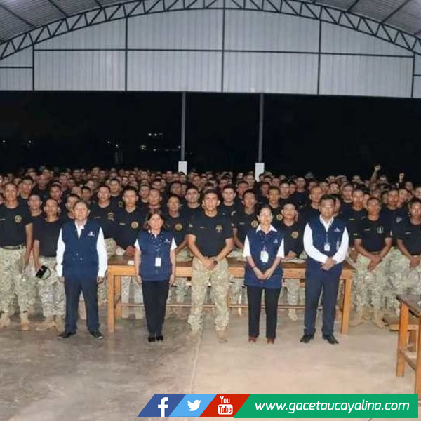 ONPE informa a militares de Madre de Dios sobre la implementación del voto digital.