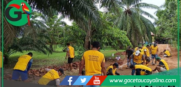Sentenciados de Medio Libre embellecen zoológico de Pucallpa en jornada comunitaria.