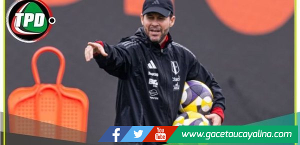 Manuel Barreto advierte sobre Perú