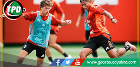 Selección peruana entrena sin descanso para vencer a Bolivia