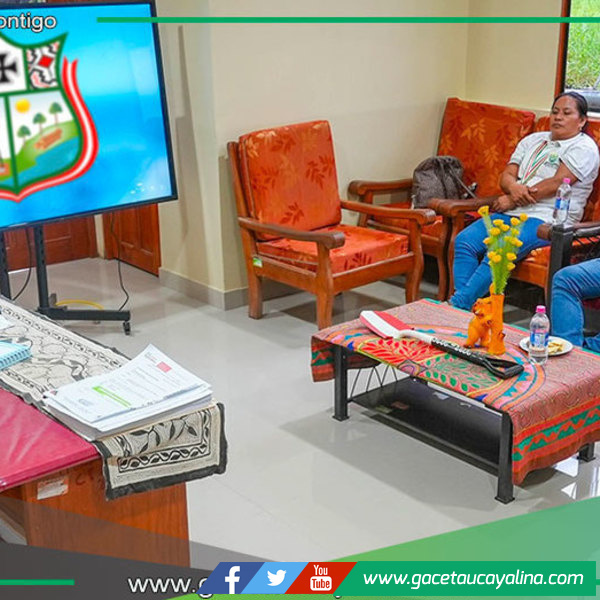 Sepahua y Megantoni firman convenio de conectividad