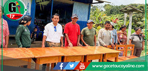 Sepahua entrega mobiliario escolar a caserío Valle Hermosa