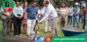 Gerente Territorial de Atalaya en colocación de primera piedra de obra