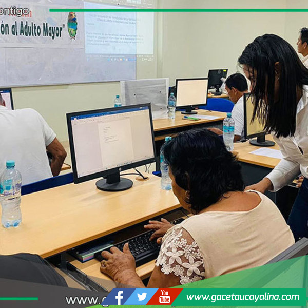 Adultos mayores aprenden tecnología gracias a taller municipal en Contamana