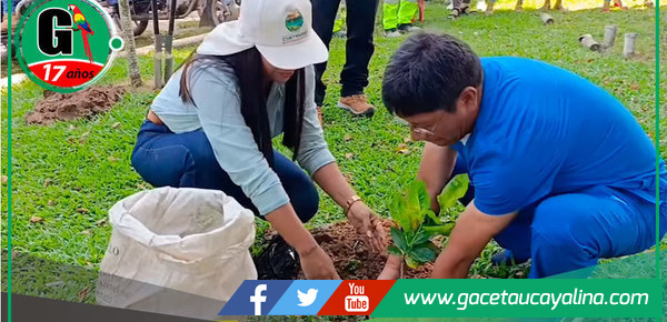 Contamana conmemora la Tierra con sembratón ecológico simbólico