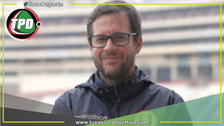 En Universitario respaldaron a Manuel Barreto: “Mucho idiota terminó por doblegar tu pasión”