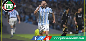 Racing goleó a Colo-Colo 4 a 0