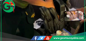 Mototaxista iquiteño devuelve mochila con tecnología y medicinas