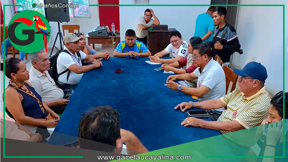 Alcalde y dirigentes acuerdan mejoras en mercado Señor de los Milagros en Contamana