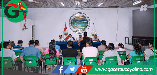 Alcalde Rodolfo Lovo dialoga con juntas vecinales de Contamana