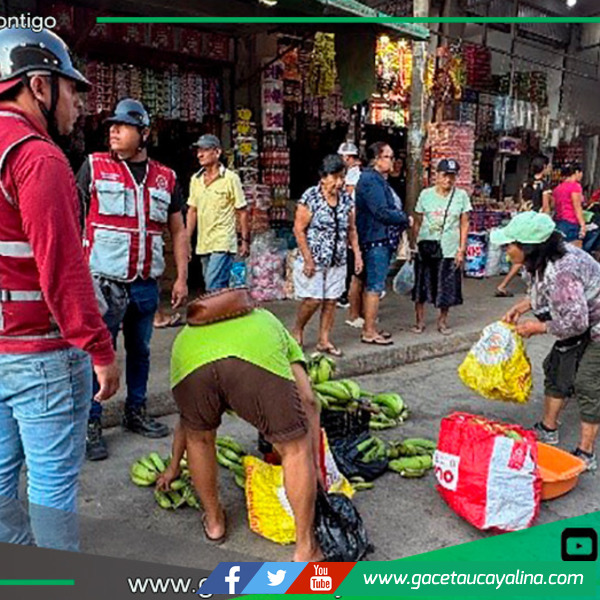 Operativo recupera vías públicas frente a comercio informal en Pucallpa