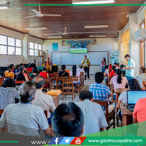 Sesenta docentes fortalecen enseñanza escolar con enfoque ambiental sostenible en Pucallpa