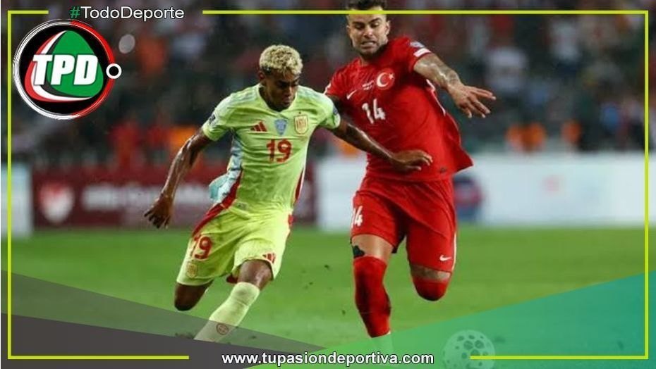 España reinventa su juego y deslumbra en su visita a Turquía