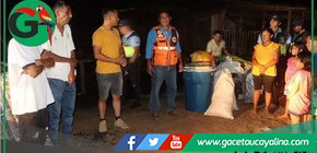 Defensa Civil brinda ayuda inmediata a familias tras incendio en Contamana