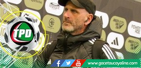 Rondelli cerca de FBC Melgar